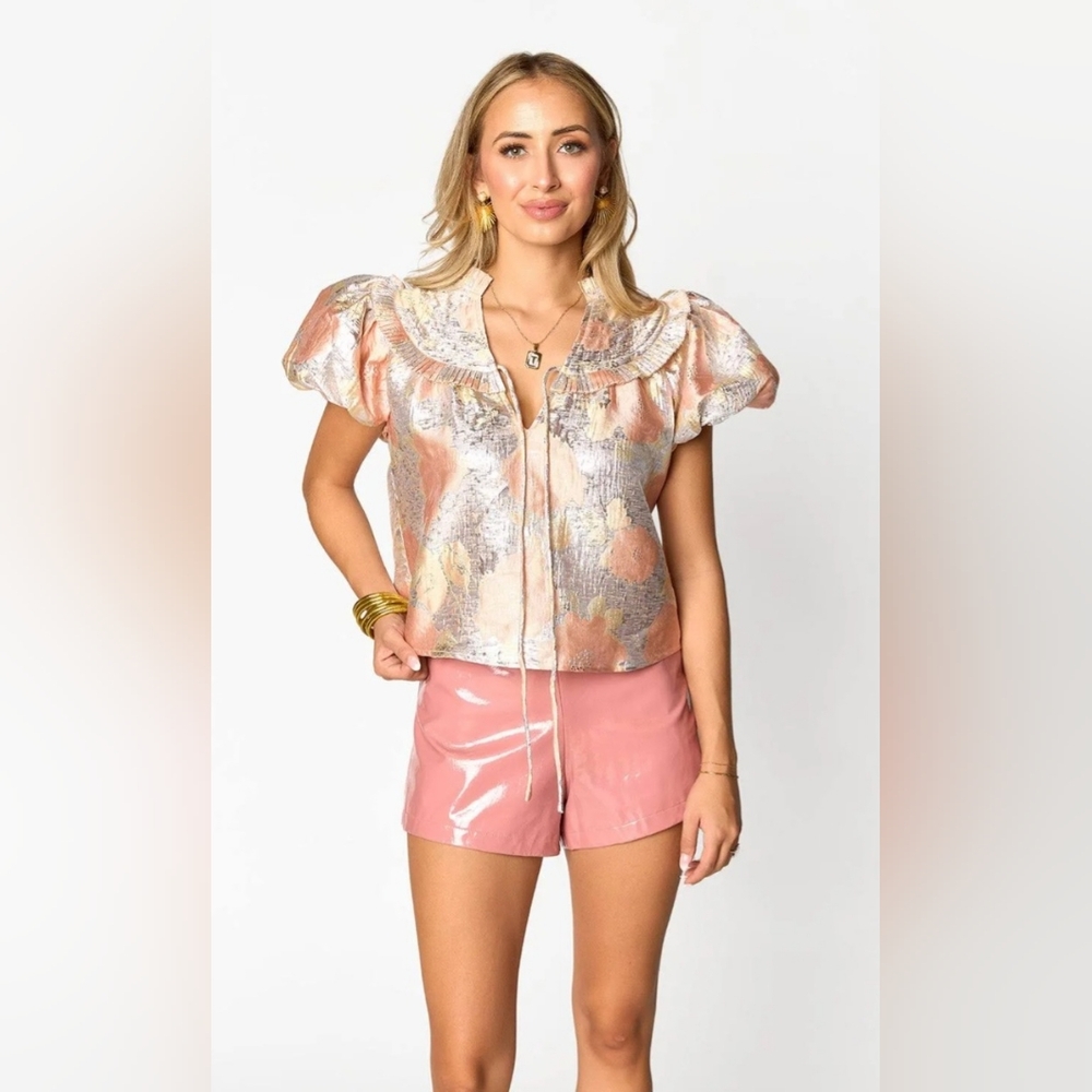 Buddy Love top